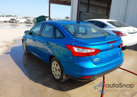2012 Ford Focus Se z USA, uszkodzony, nr VIN 1FAHP3F24CL415176